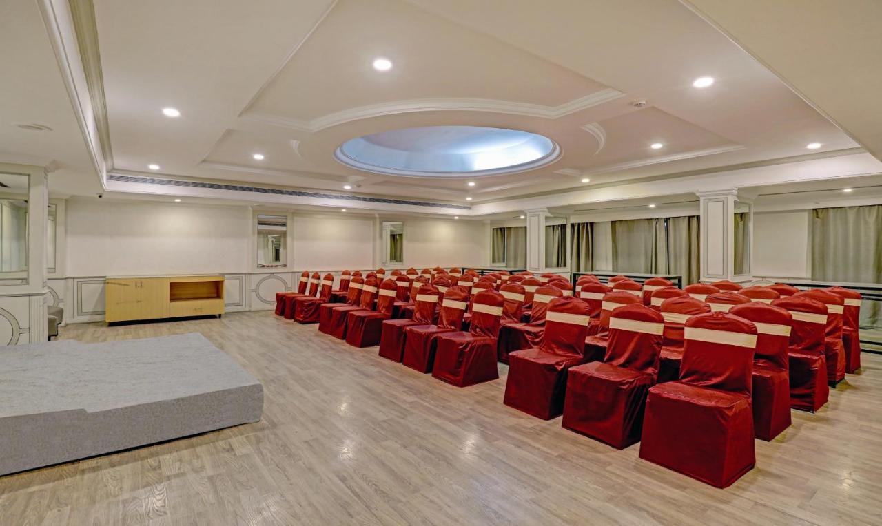 Hotel Itsy By Treebo - Vashistha Hyderabad Esterno foto