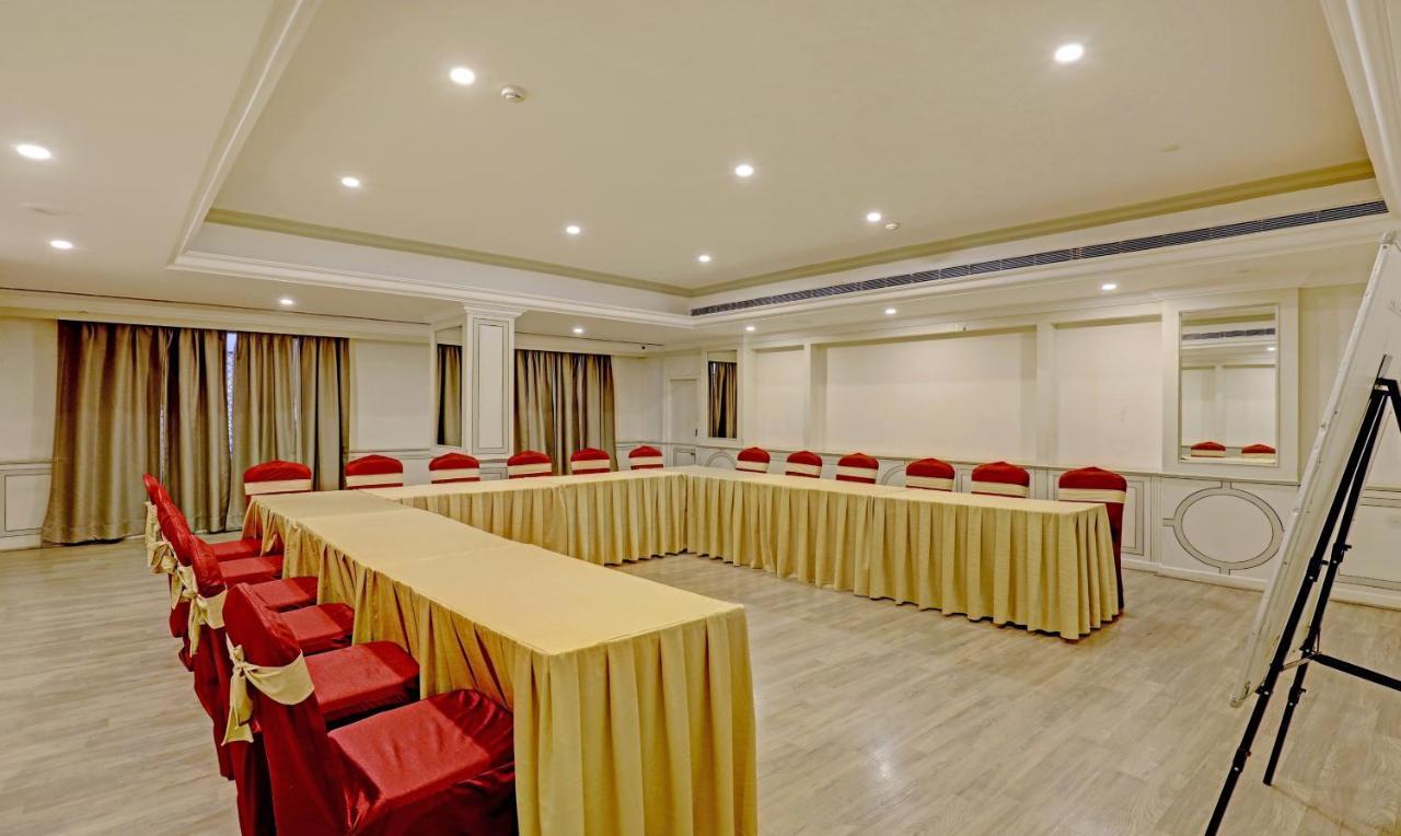 Hotel Itsy By Treebo - Vashistha Hyderabad Esterno foto