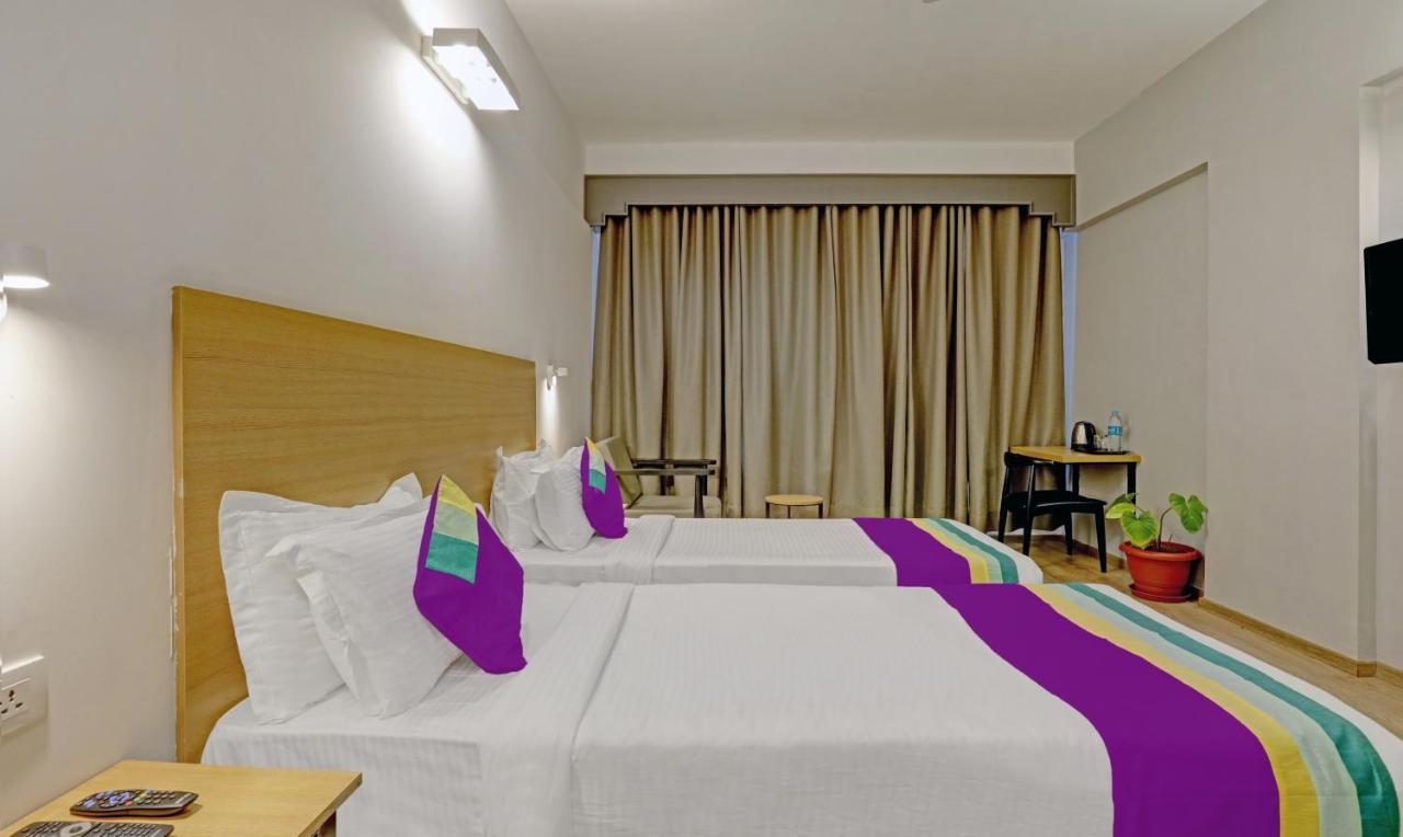 Hotel Itsy By Treebo - Vashistha Hyderabad Esterno foto