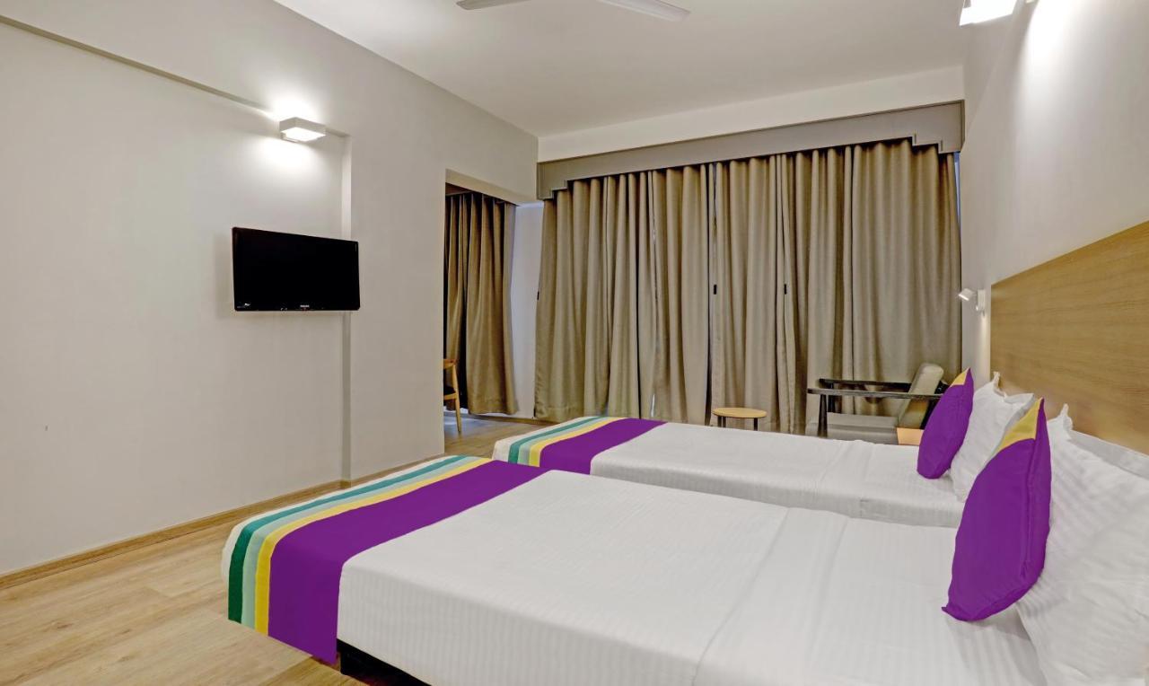 Hotel Itsy By Treebo - Vashistha Hyderabad Esterno foto